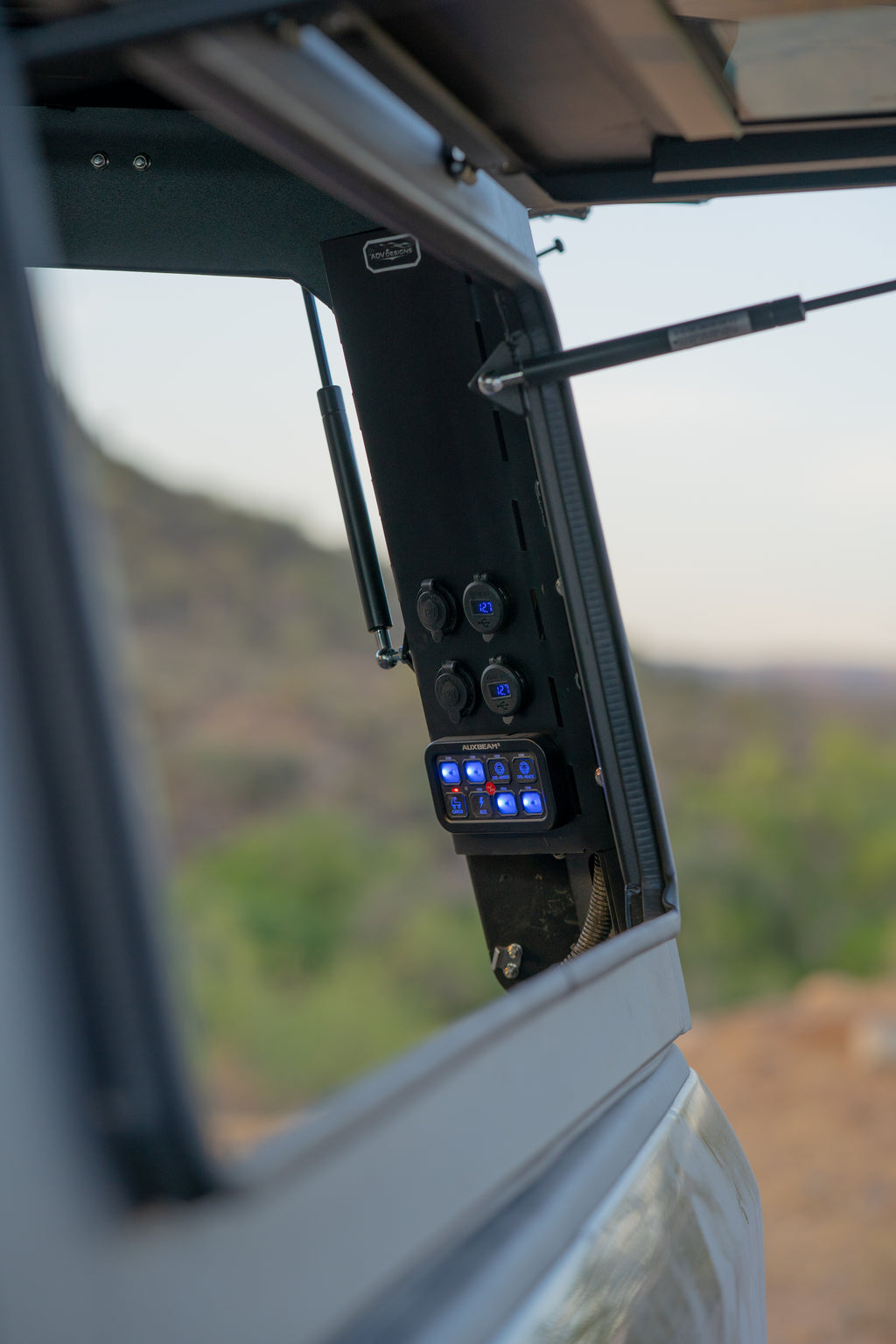ADV 8 Gang Switch Panel for MSJ Vanguard