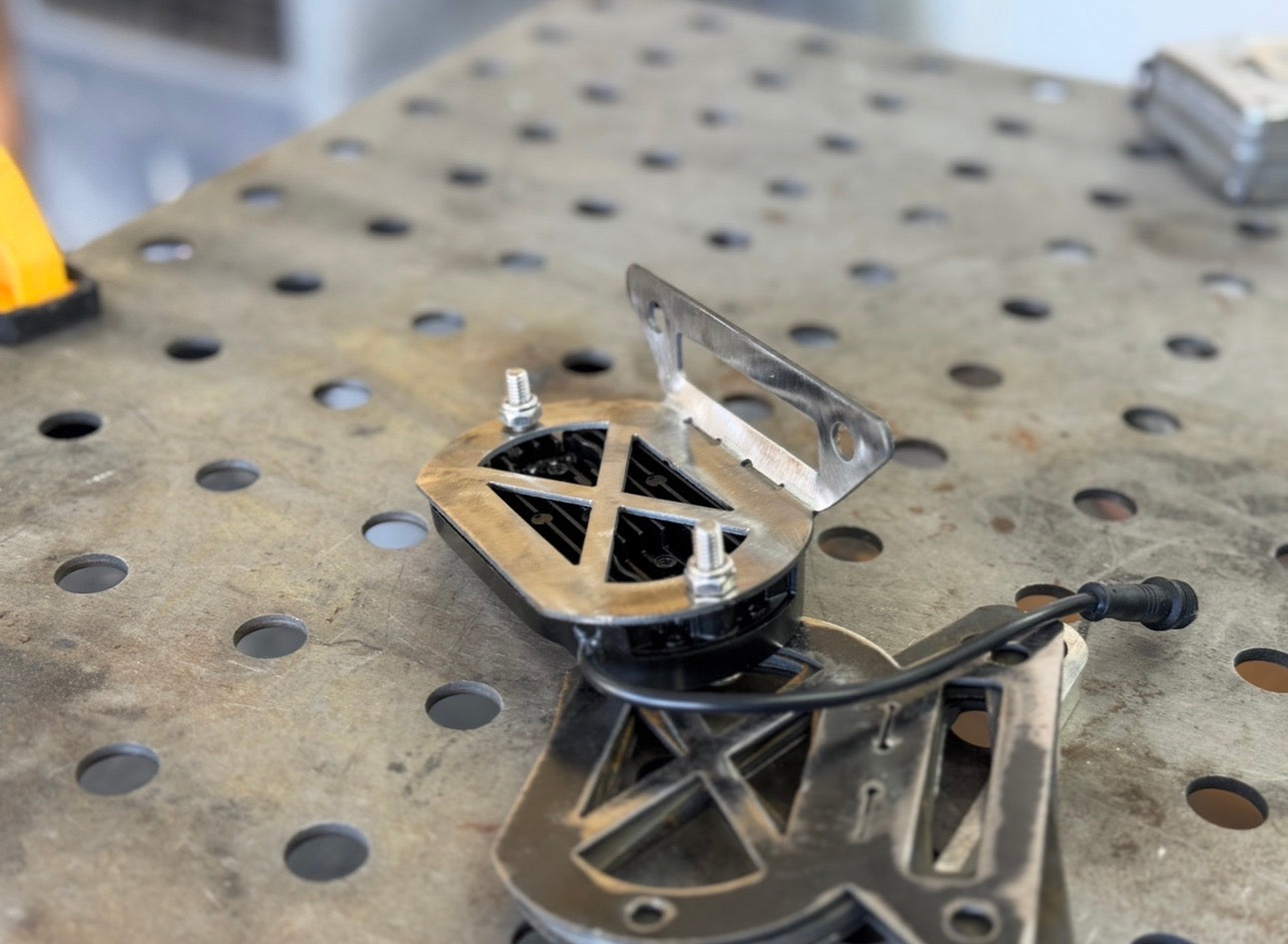 Rock light mount bracket (Universal)